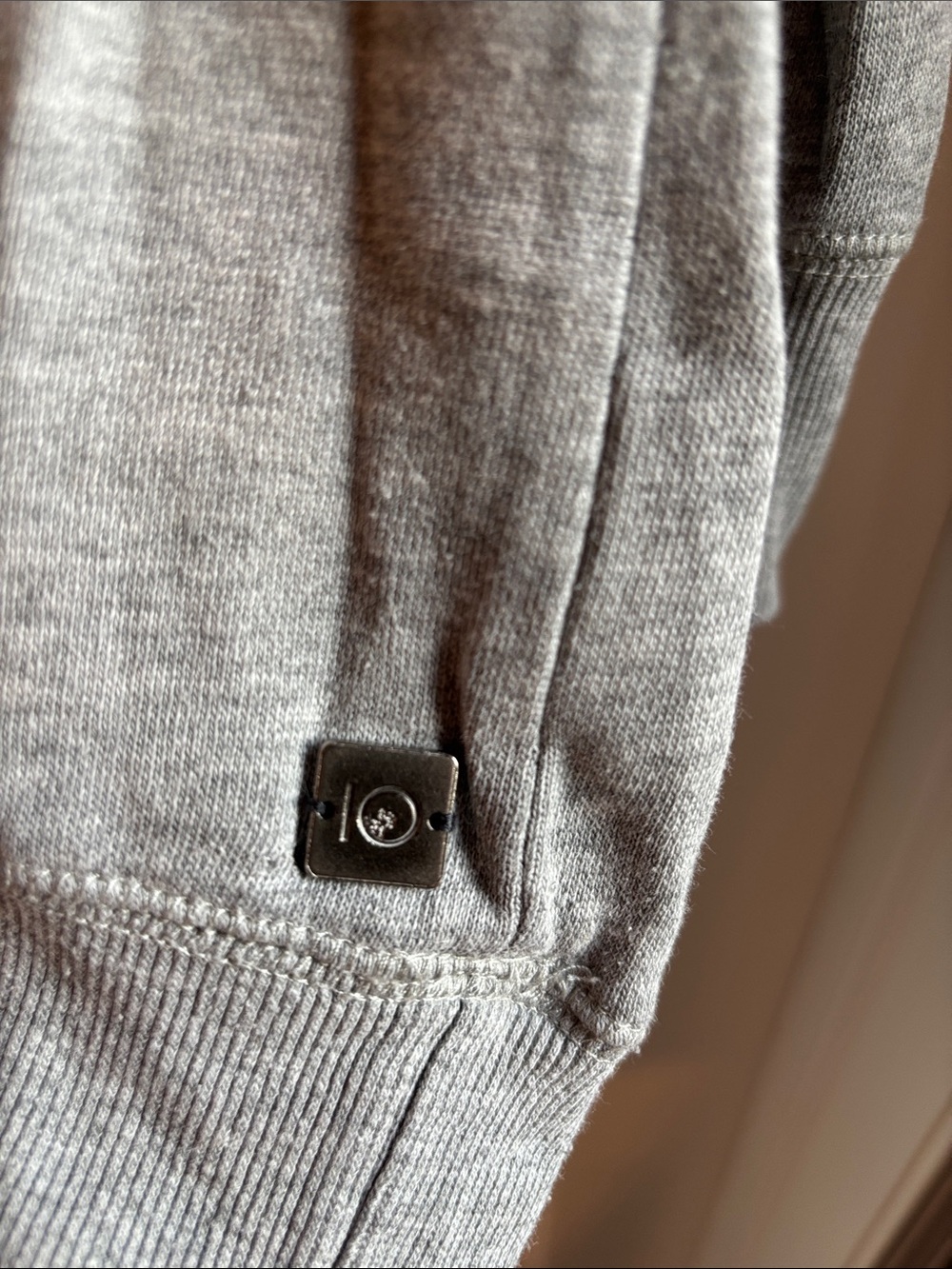 tentree Women’s Crewneck Sweatshirt with 'Long Live The Adventure' Graphic - Picture 3 of 4